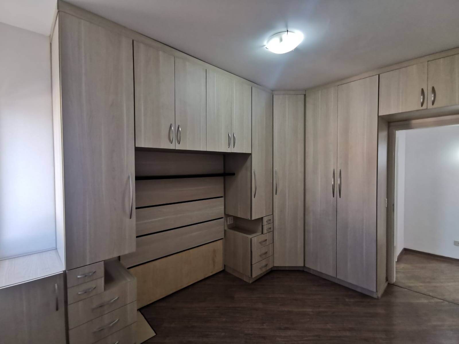 Apartamento à venda com 2 quartos, 60m² - Foto 13