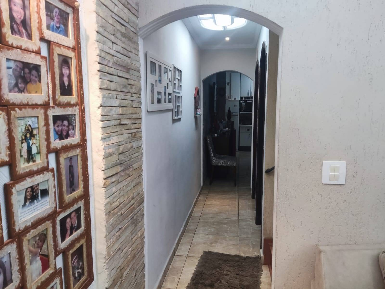 Casa à venda com 3 quartos, 190m² - Foto 4