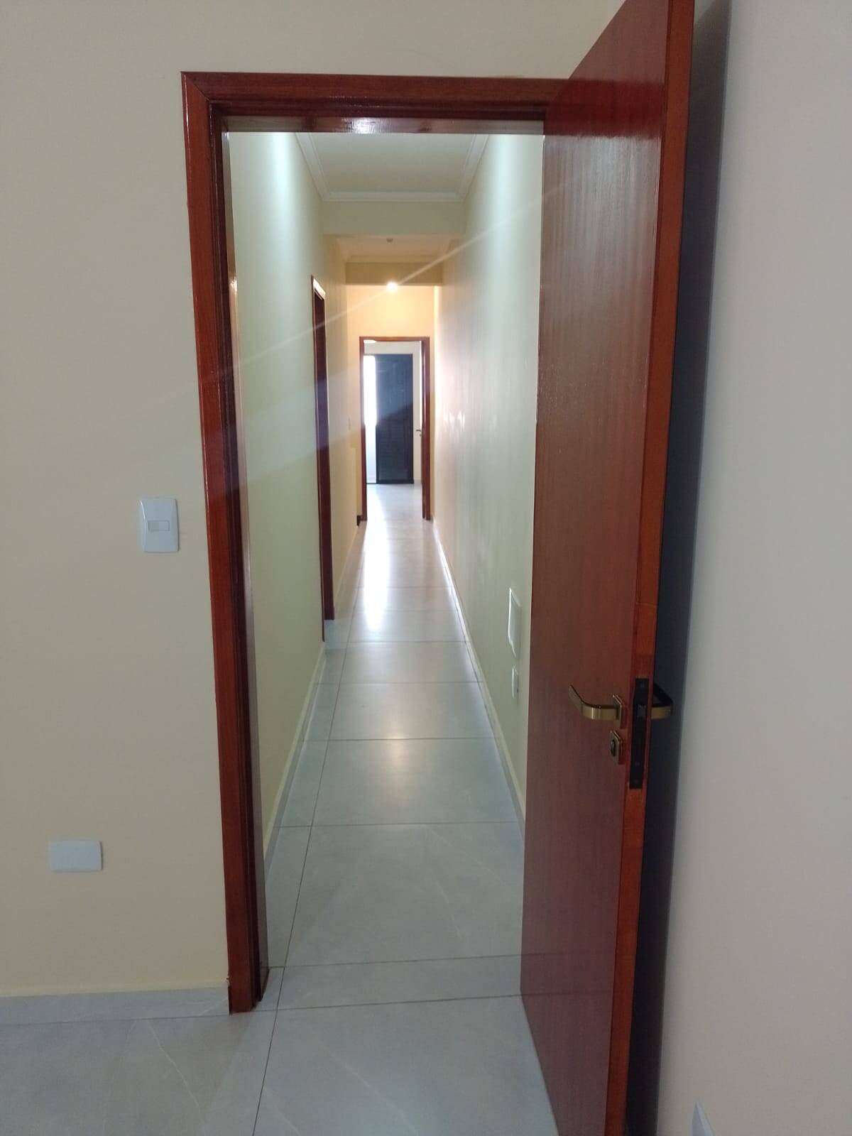 Casa à venda com 3 quartos, 153m² - Foto 2