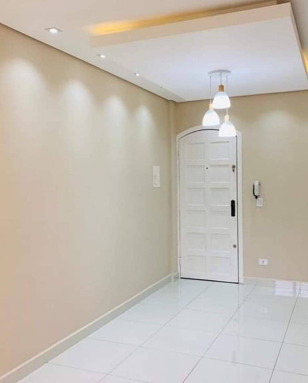 Apartamento à venda com 2 quartos, 64m² - Foto 1