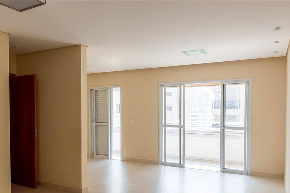 Apartamento à venda com 3 quartos, 100m² - Foto 8