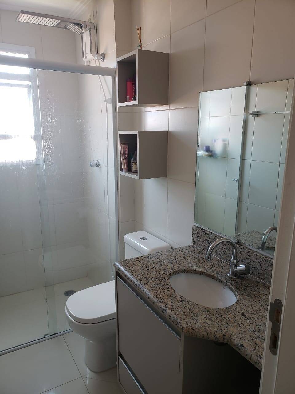 Apartamento à venda com 2 quartos, 64m² - Foto 7