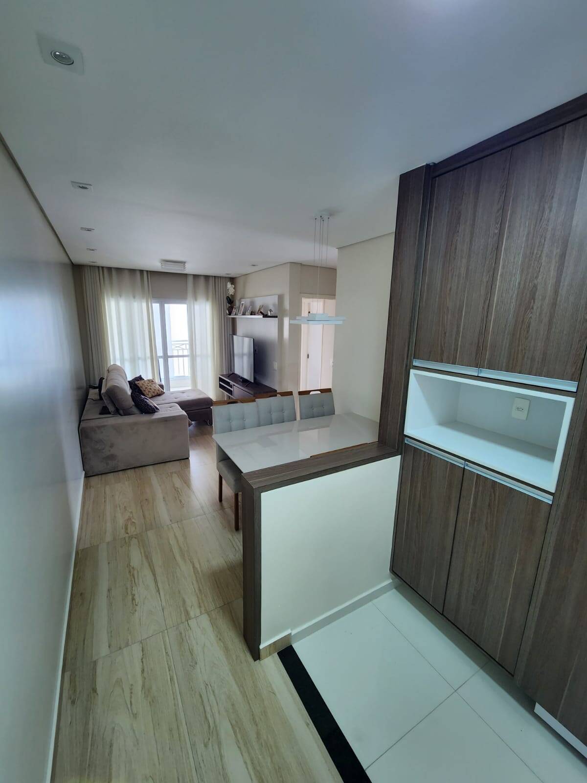 Apartamento à venda com 2 quartos, 64m² - Foto 4