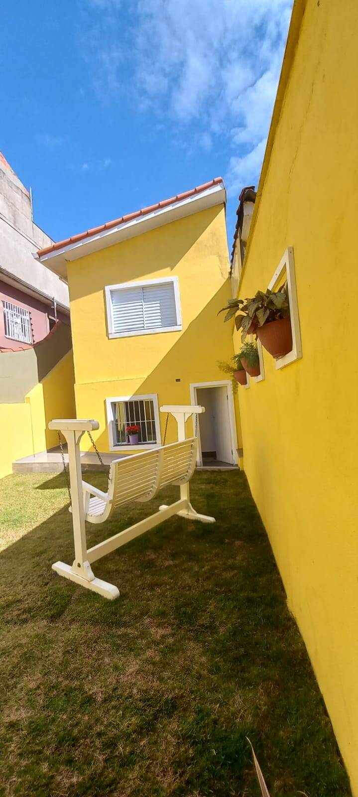 Casa à venda com 2 quartos, 76m² - Foto 2