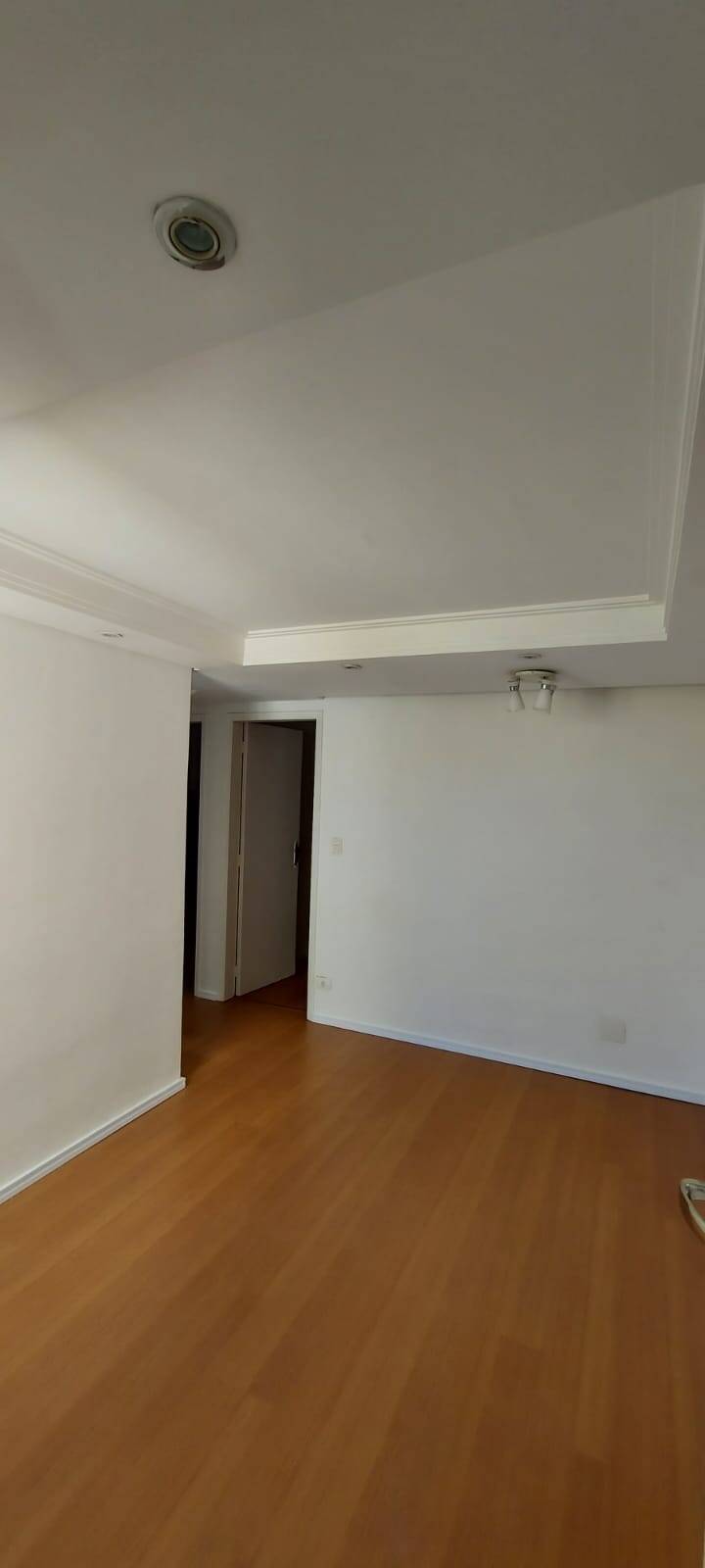 Apartamento à venda com 2 quartos, 43m² - Foto 2