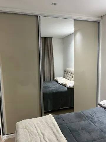 Apartamento à venda com 2 quartos, 64m² - Foto 2