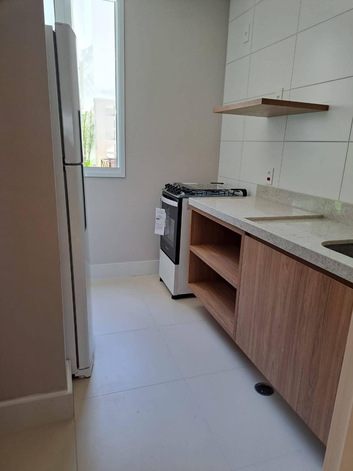 Apartamento à venda com 2 quartos, 82m² - Foto 4