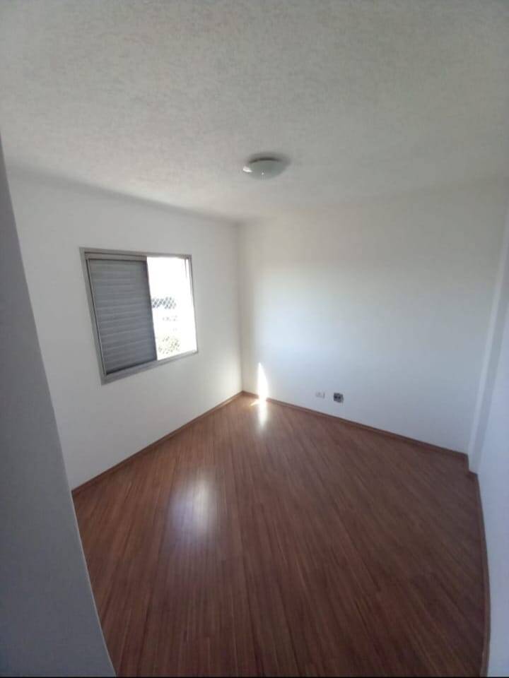 Apartamento à venda com 2 quartos, 70m² - Foto 4