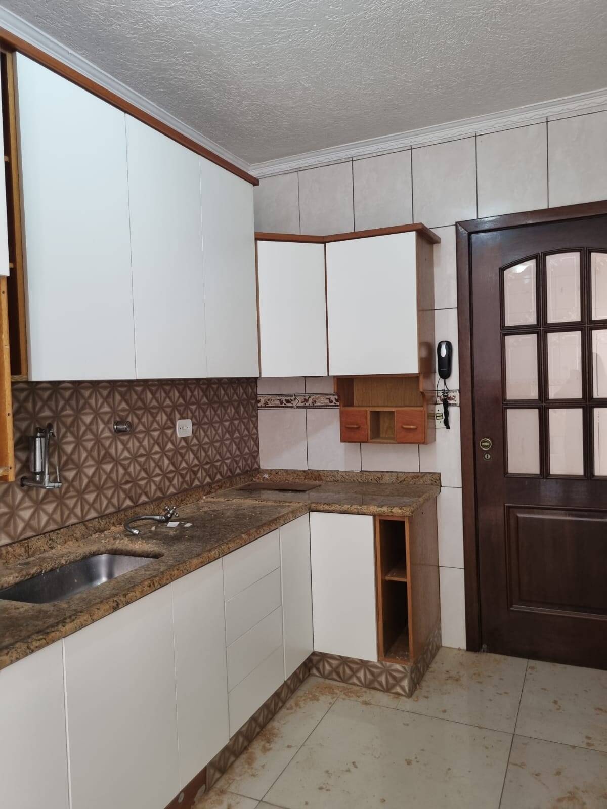 Apartamento à venda com 2 quartos, 70m² - Foto 9