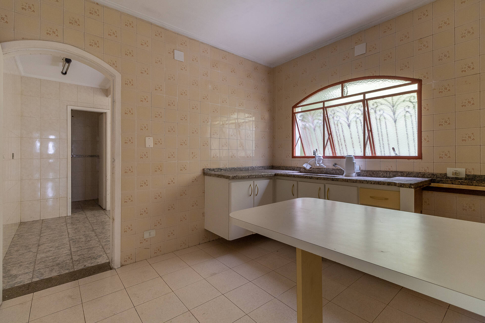 Casa à venda com 3 quartos, 165m² - Foto 2