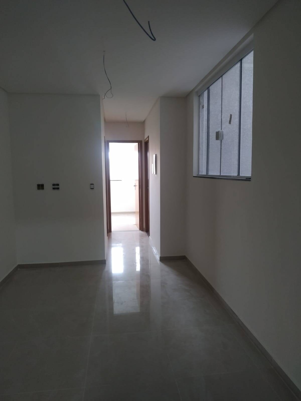 Casa à venda com 2 quartos, 52m² - Foto 2