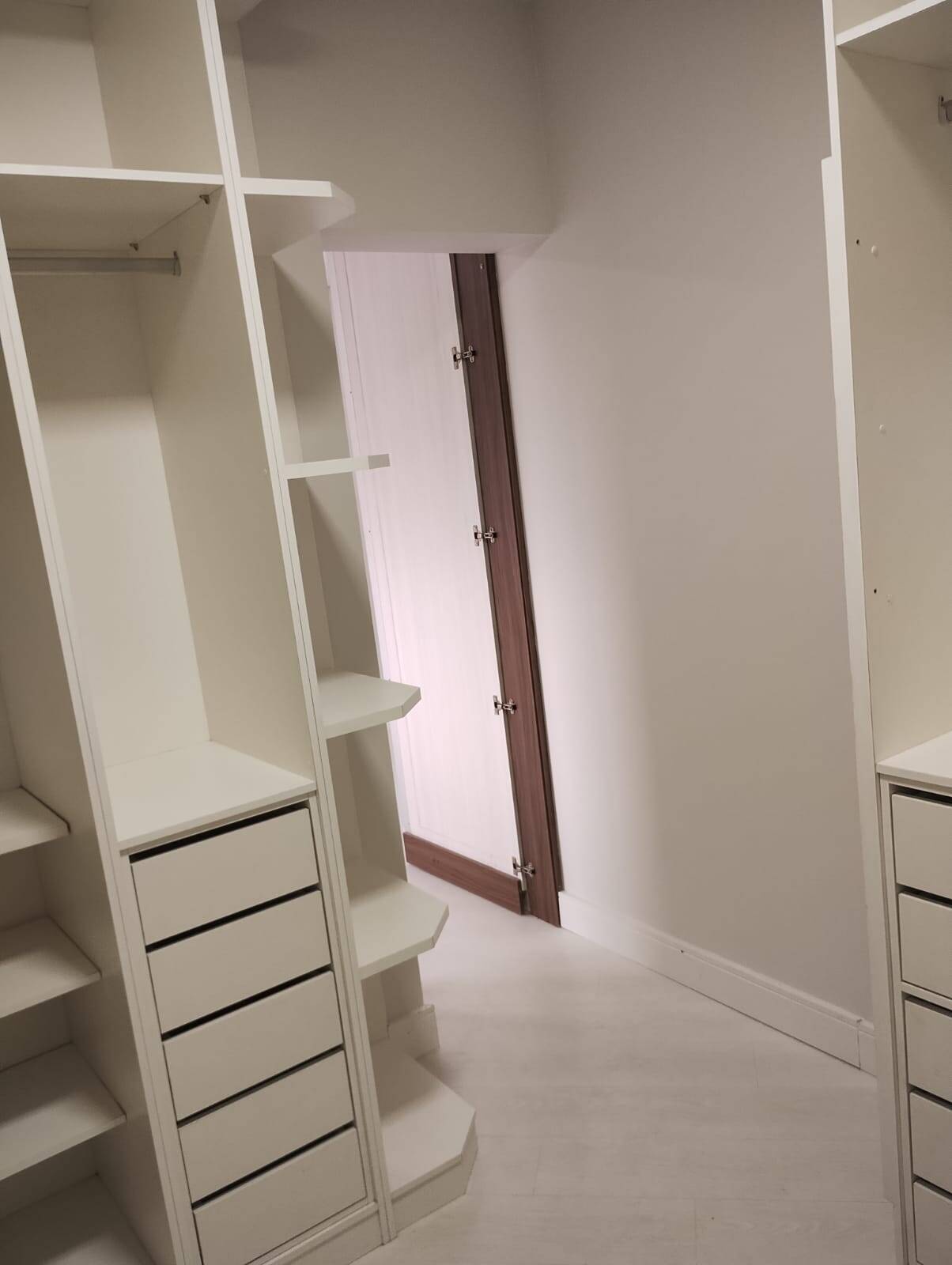 Apartamento à venda com 3 quartos, 107m² - Foto 9