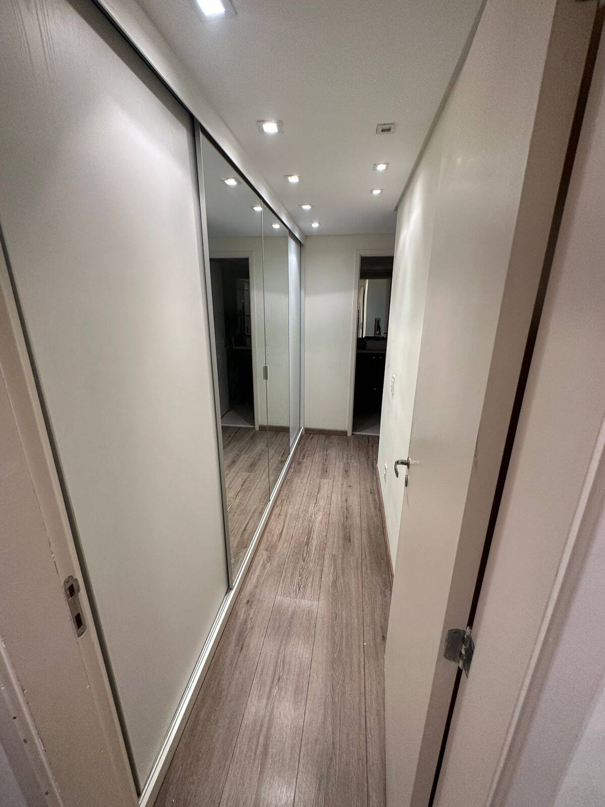 Apartamento à venda com 3 quartos, 115m² - Foto 32