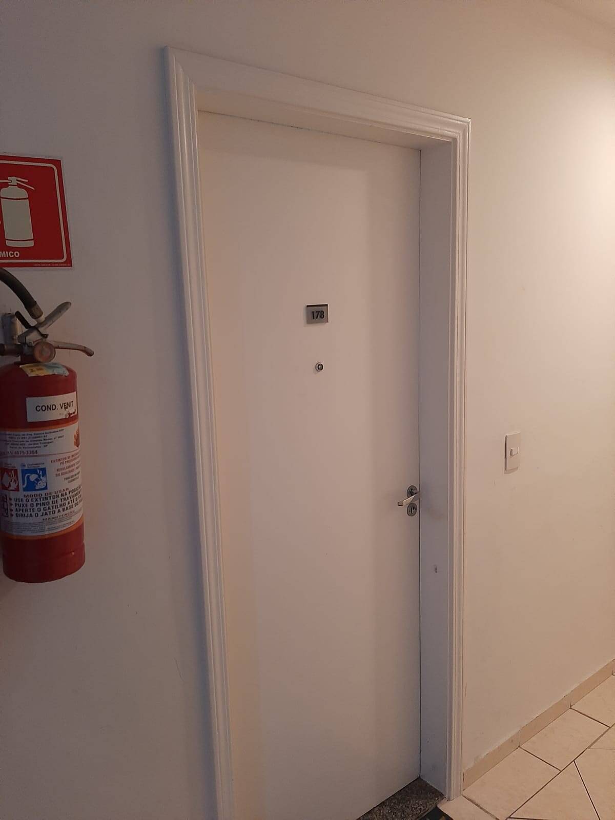 Apartamento à venda com 2 quartos, 46m² - Foto 12