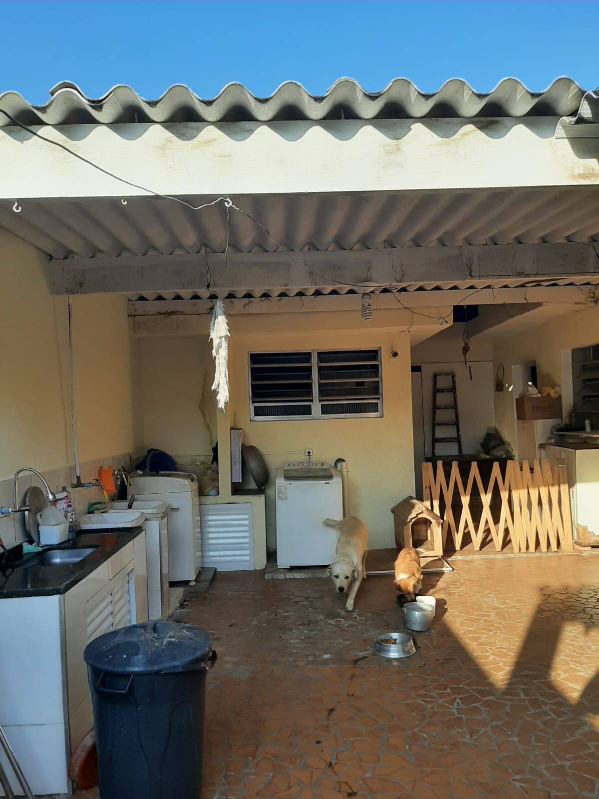 Casa à venda com 3 quartos, 188m² - Foto 3