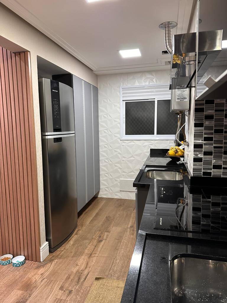 Apartamento à venda com 3 quartos, 105m² - Foto 12