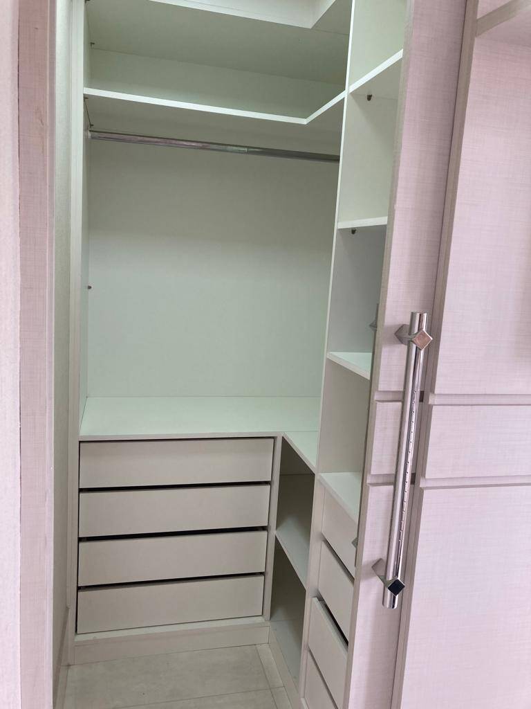 Apartamento à venda com 4 quartos, 140m² - Foto 25