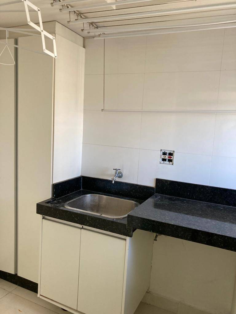 Apartamento à venda com 4 quartos, 140m² - Foto 24