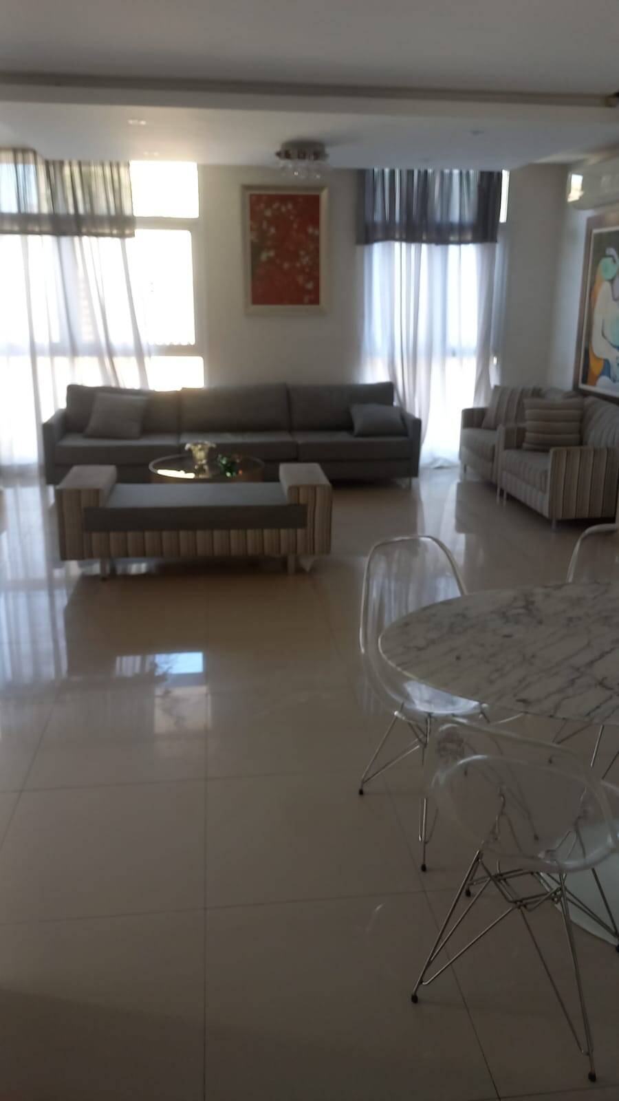 Apartamento à venda com 4 quartos, 140m² - Foto 1