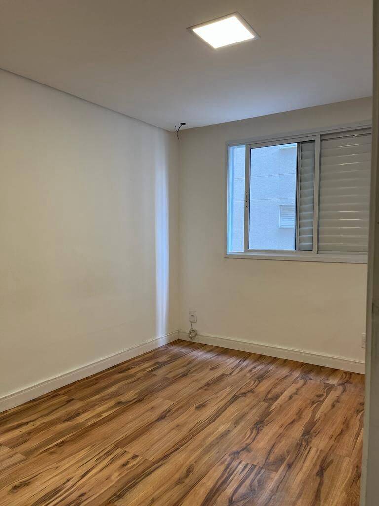 Apartamento à venda com 2 quartos, 45m² - Foto 11