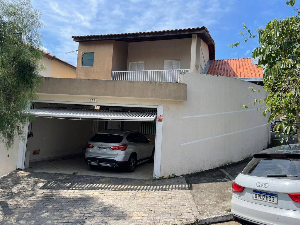 Casa à venda com 4 quartos, 270m² - Foto 2