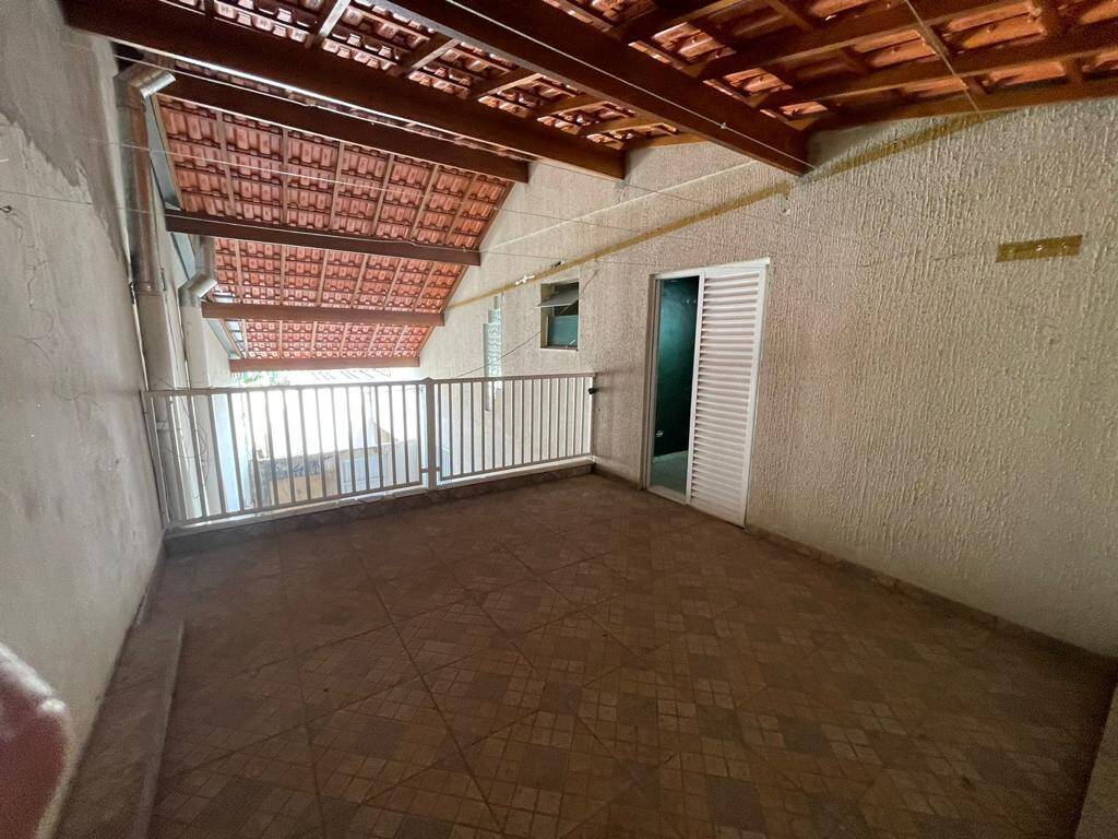 Casa à venda com 4 quartos, 270m² - Foto 9