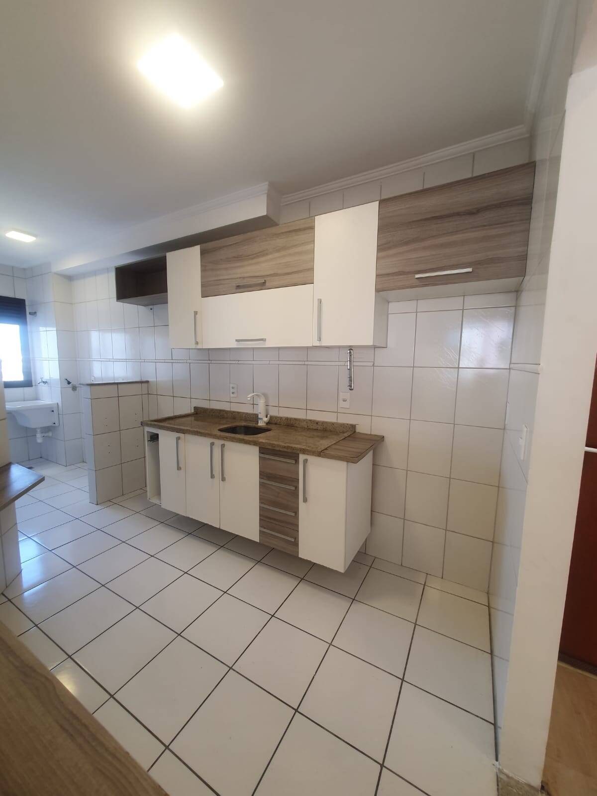 Apartamento à venda com 3 quartos, 65m² - Foto 12