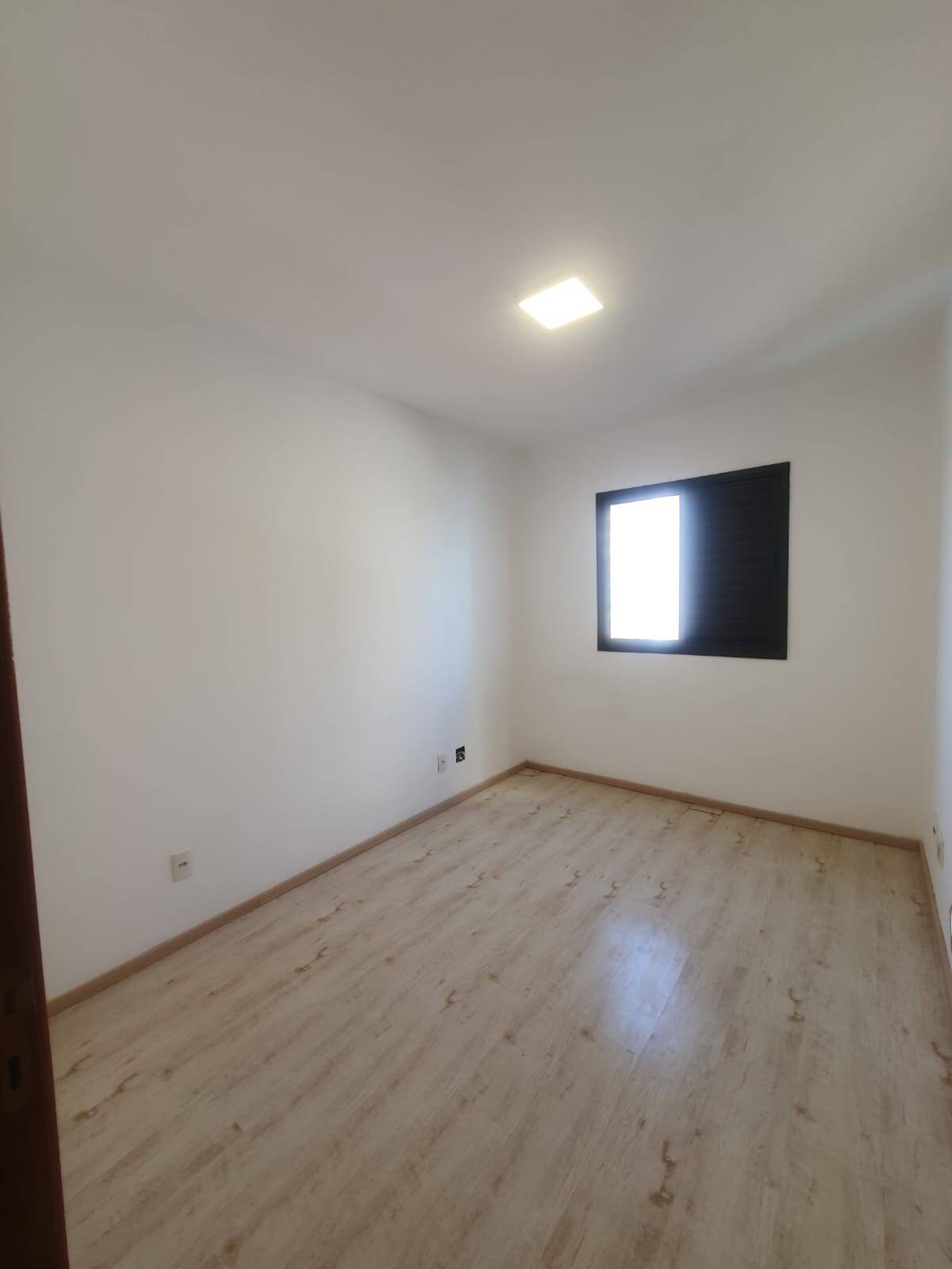 Apartamento à venda com 3 quartos, 65m² - Foto 13