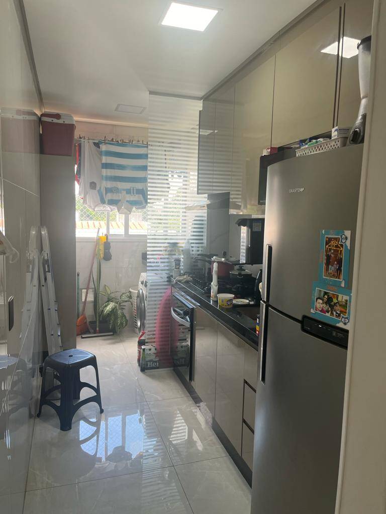 Apartamento à venda com 2 quartos, 60m² - Foto 10