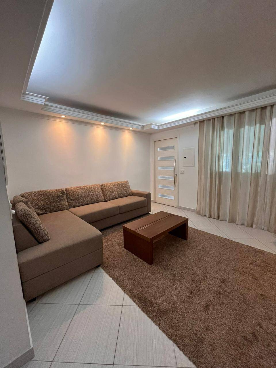 Casa à venda com 2 quartos, 182m² - Foto 2