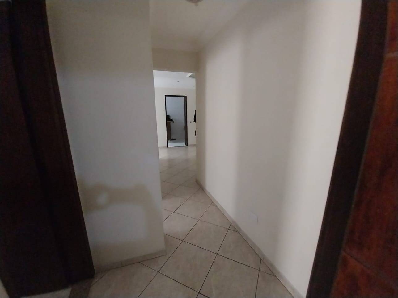 Apartamento à venda com 2 quartos, 100m² - Foto 2