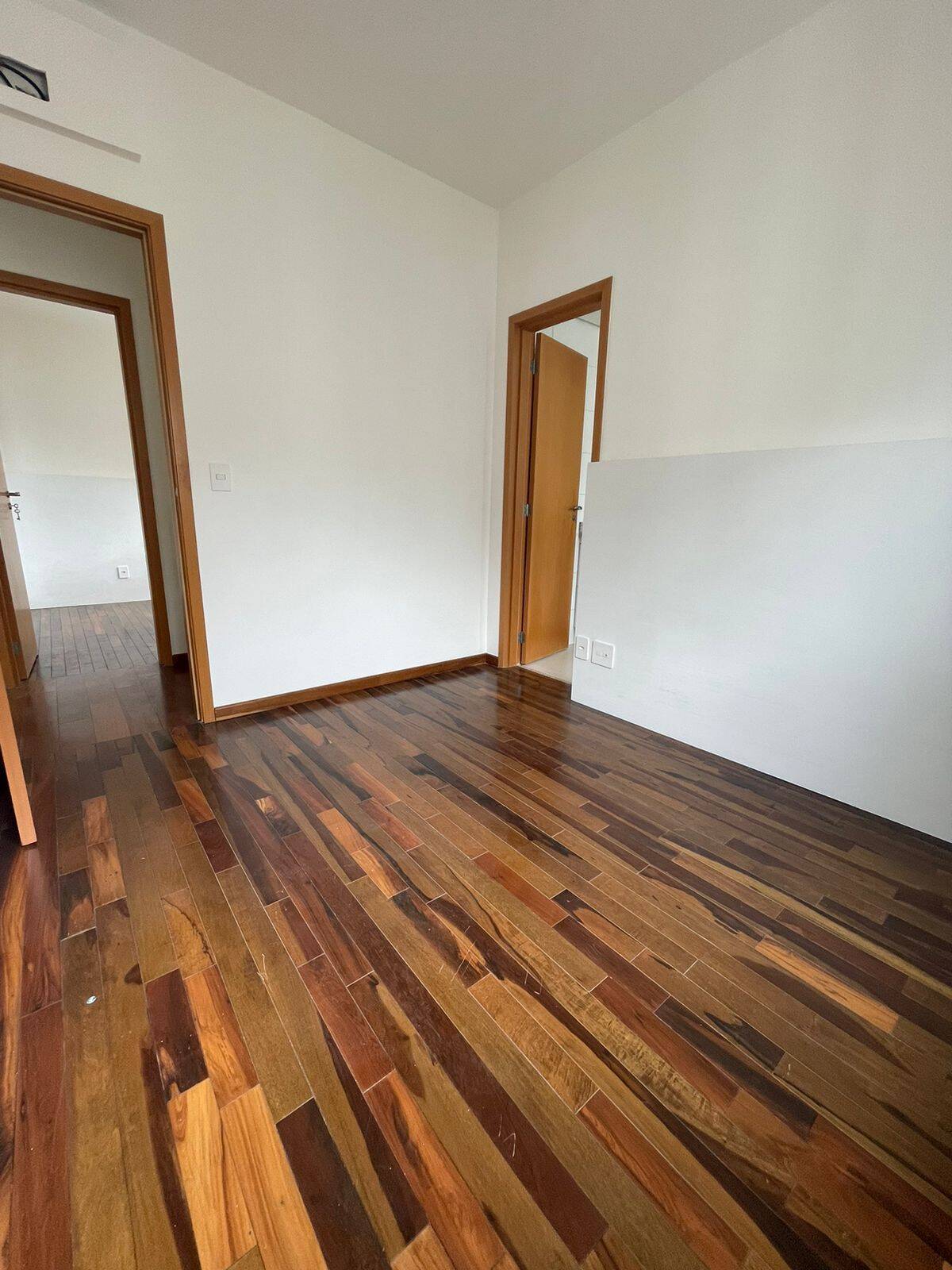 Apartamento à venda com 2 quartos, 78m² - Foto 14