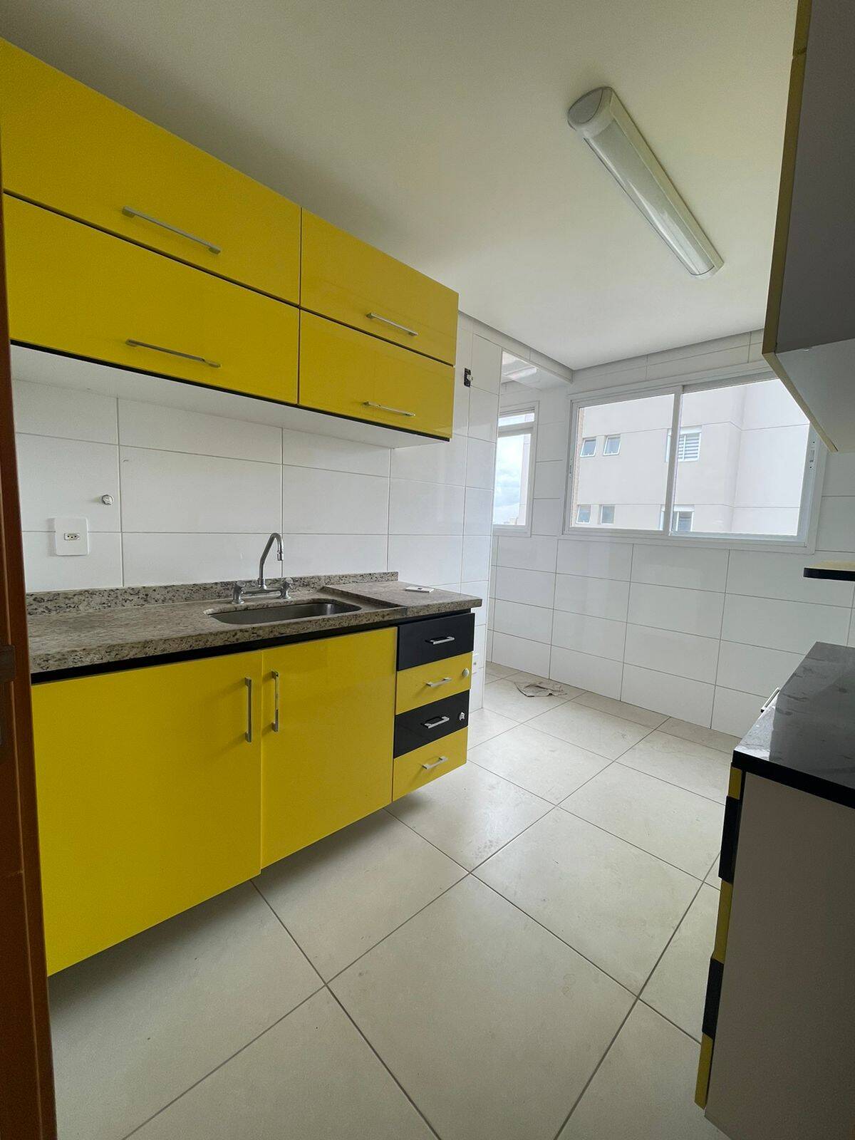 Apartamento à venda com 2 quartos, 78m² - Foto 4