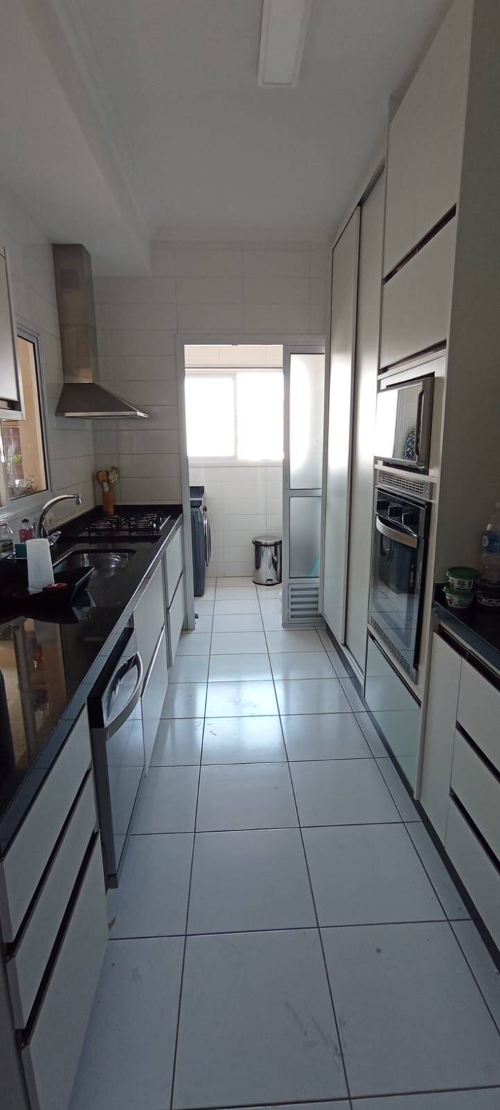 Apartamento à venda com 3 quartos, 96m² - Foto 47