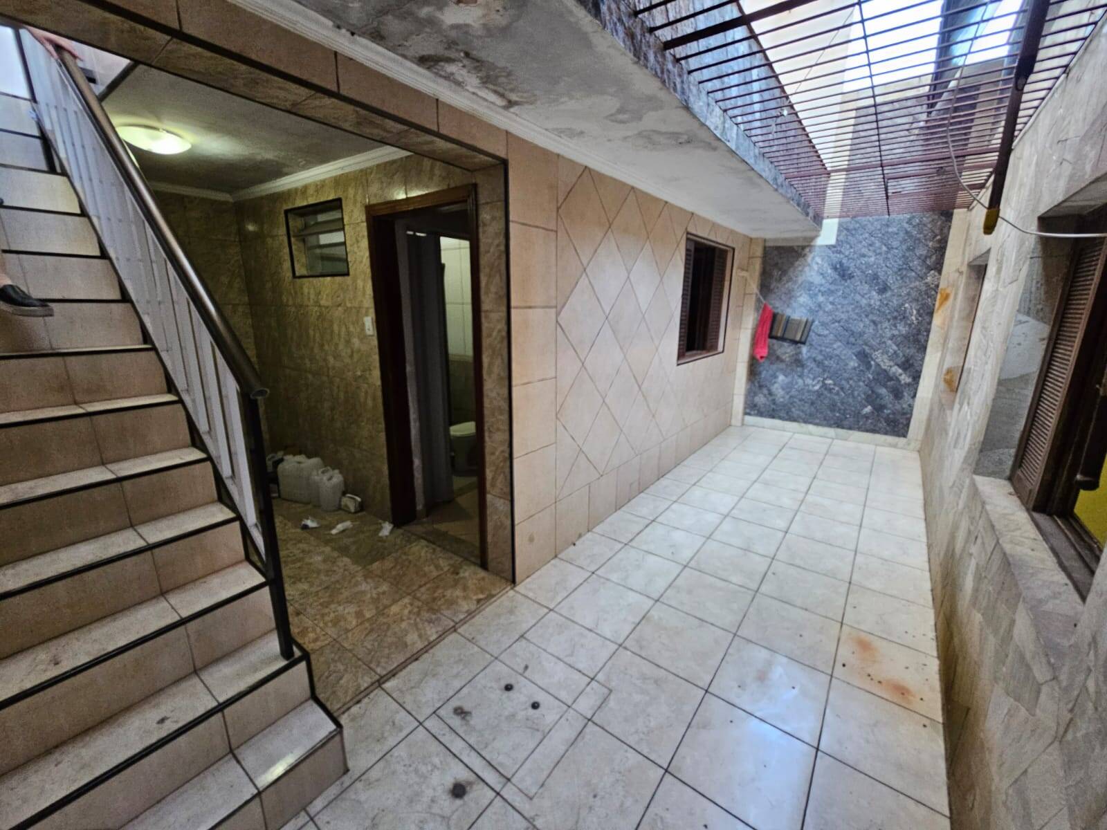 Casa à venda com 2 quartos, 197m² - Foto 6