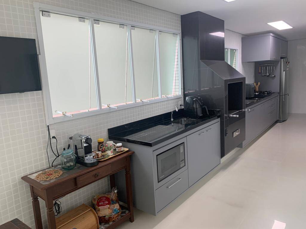 Apartamento à venda com 3 quartos, 130m² - Foto 8