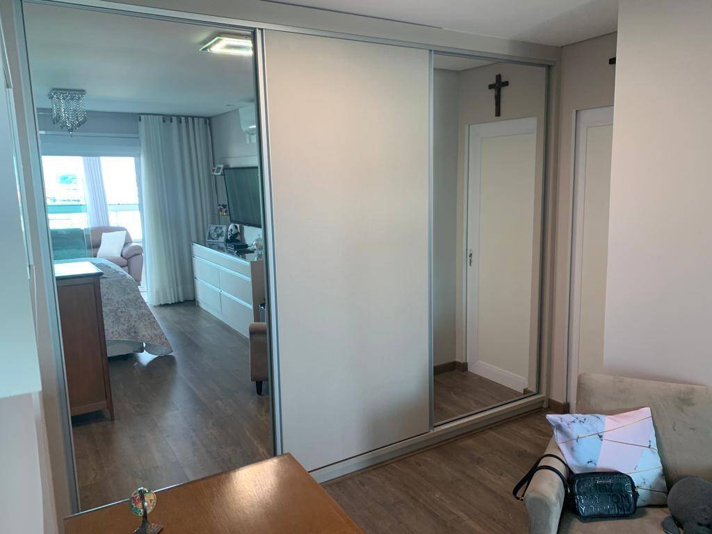 Apartamento à venda com 3 quartos, 130m² - Foto 16