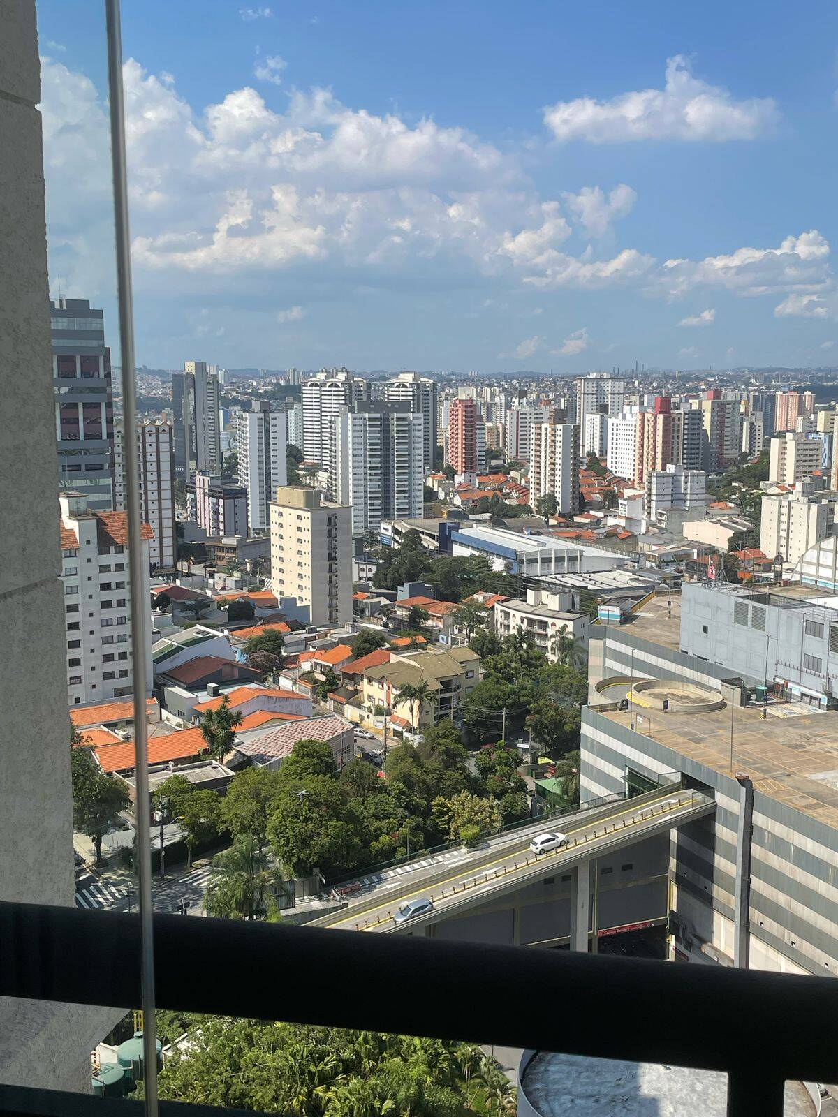 Apartamento à venda com 3 quartos, 150m² - Foto 2