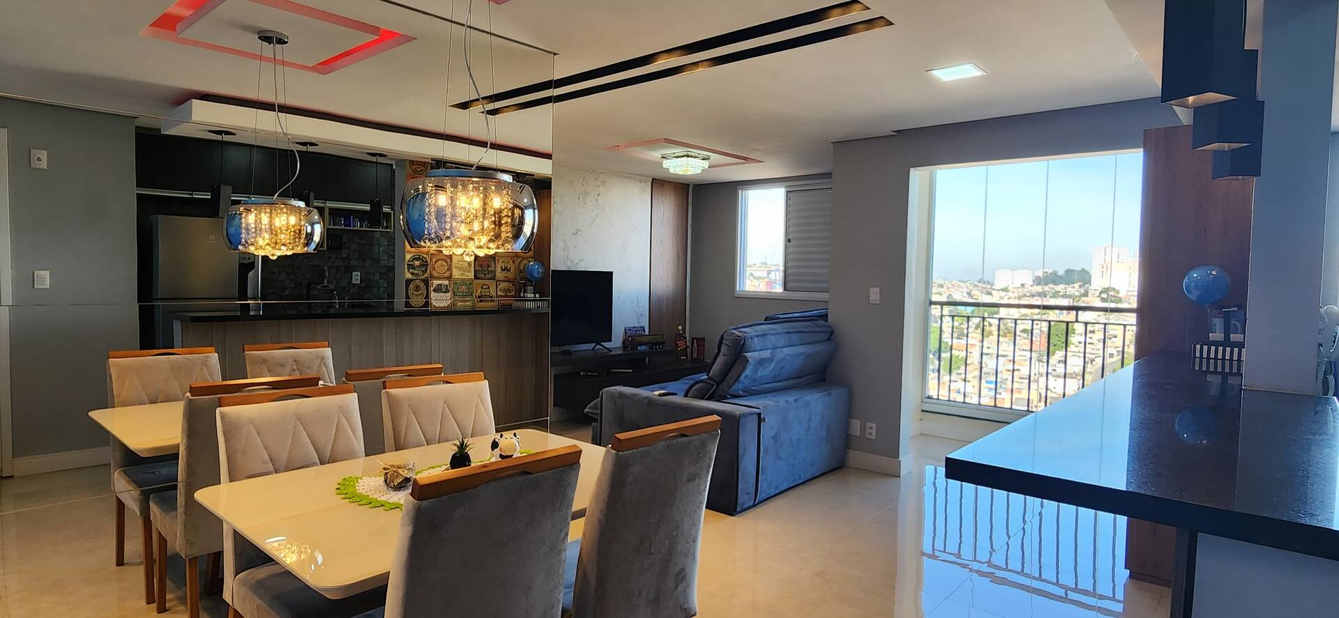 Apartamento à venda com 3 quartos, 67m² - Foto 1