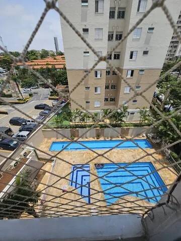 Apartamento à venda com 3 quartos, 70m² - Foto 2