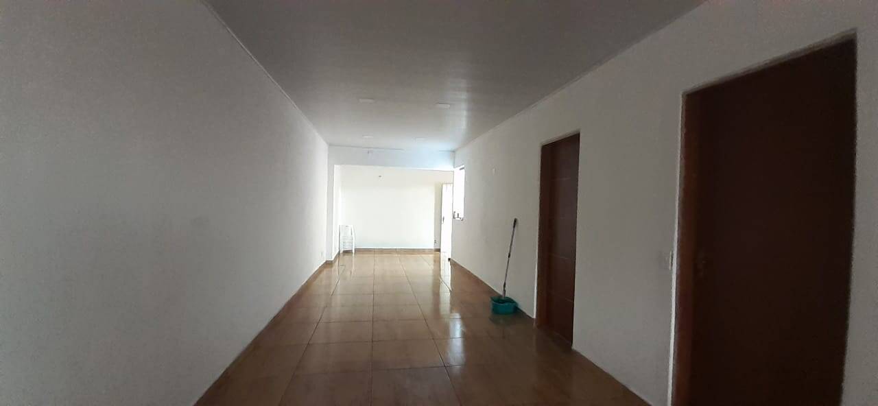 Casa à venda com 4 quartos, 190m² - Foto 13