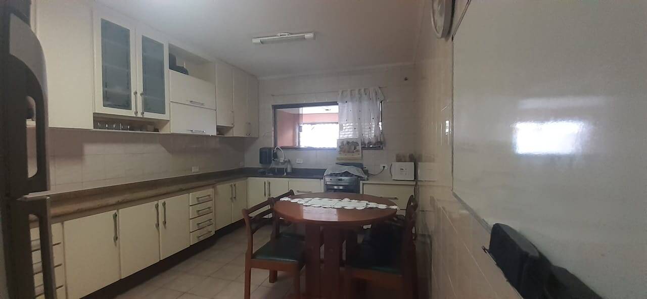 Casa à venda com 4 quartos, 190m² - Foto 5