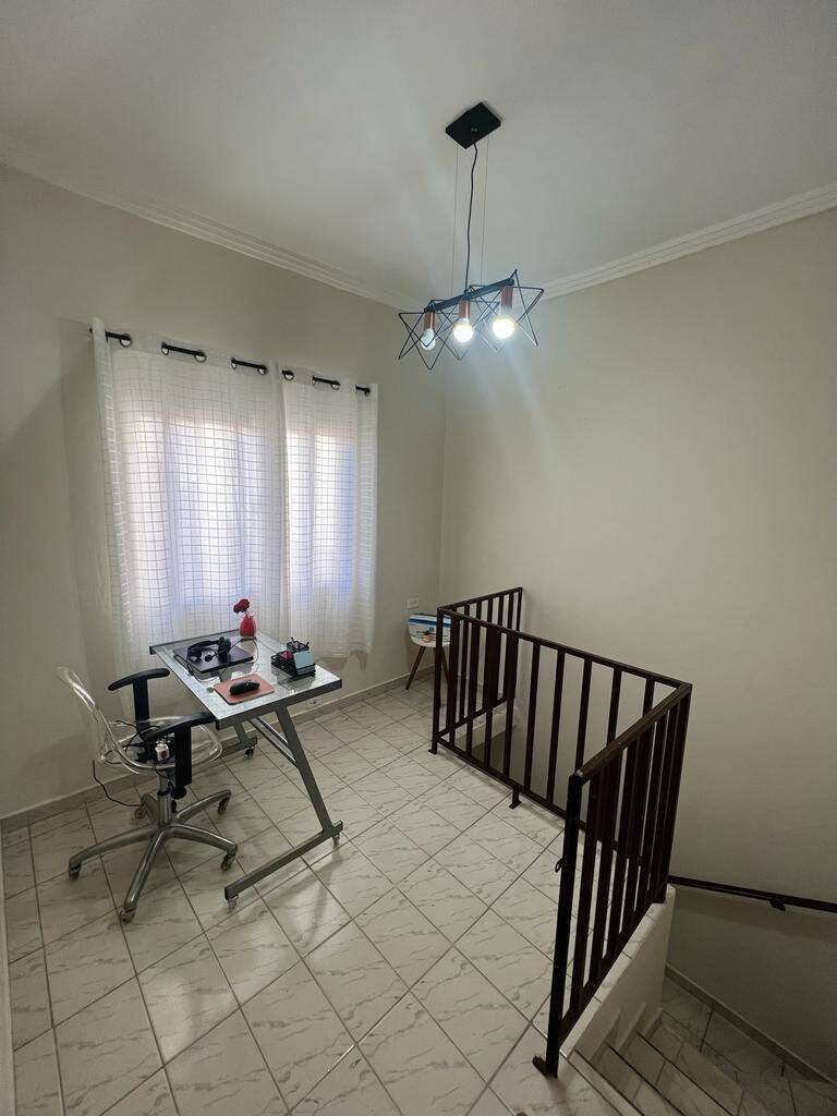 Casa à venda com 2 quartos, 155m² - Foto 6