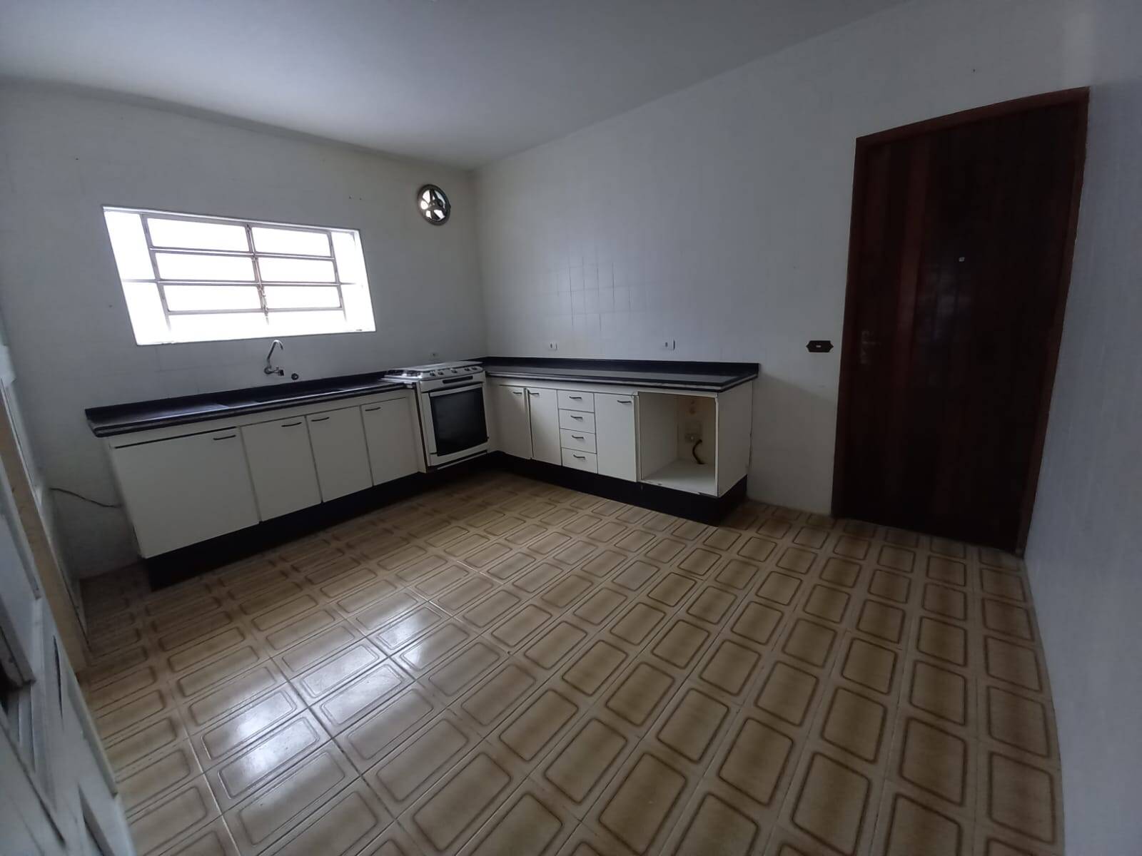 Casa à venda com 3 quartos, 195m² - Foto 10