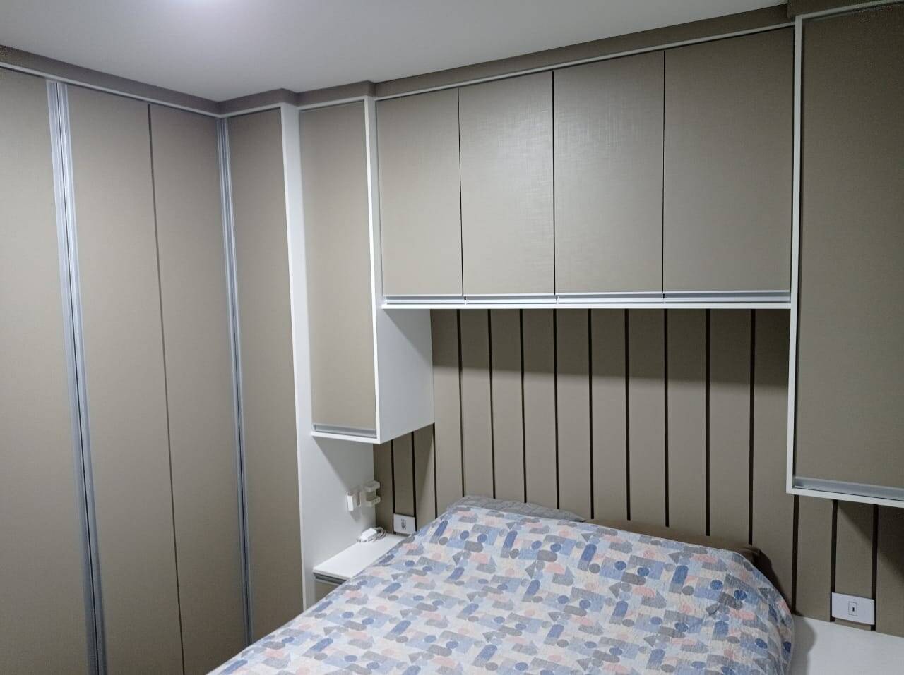 Apartamento à venda com 2 quartos, 65m² - Foto 18