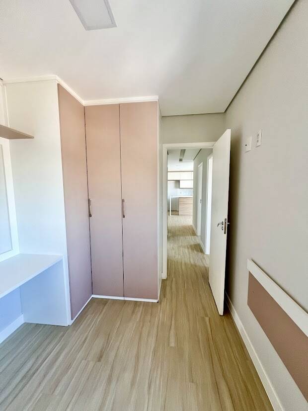 Apartamento à venda com 3 quartos, 65m² - Foto 22