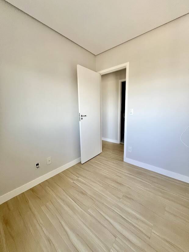 Apartamento à venda com 3 quartos, 65m² - Foto 24