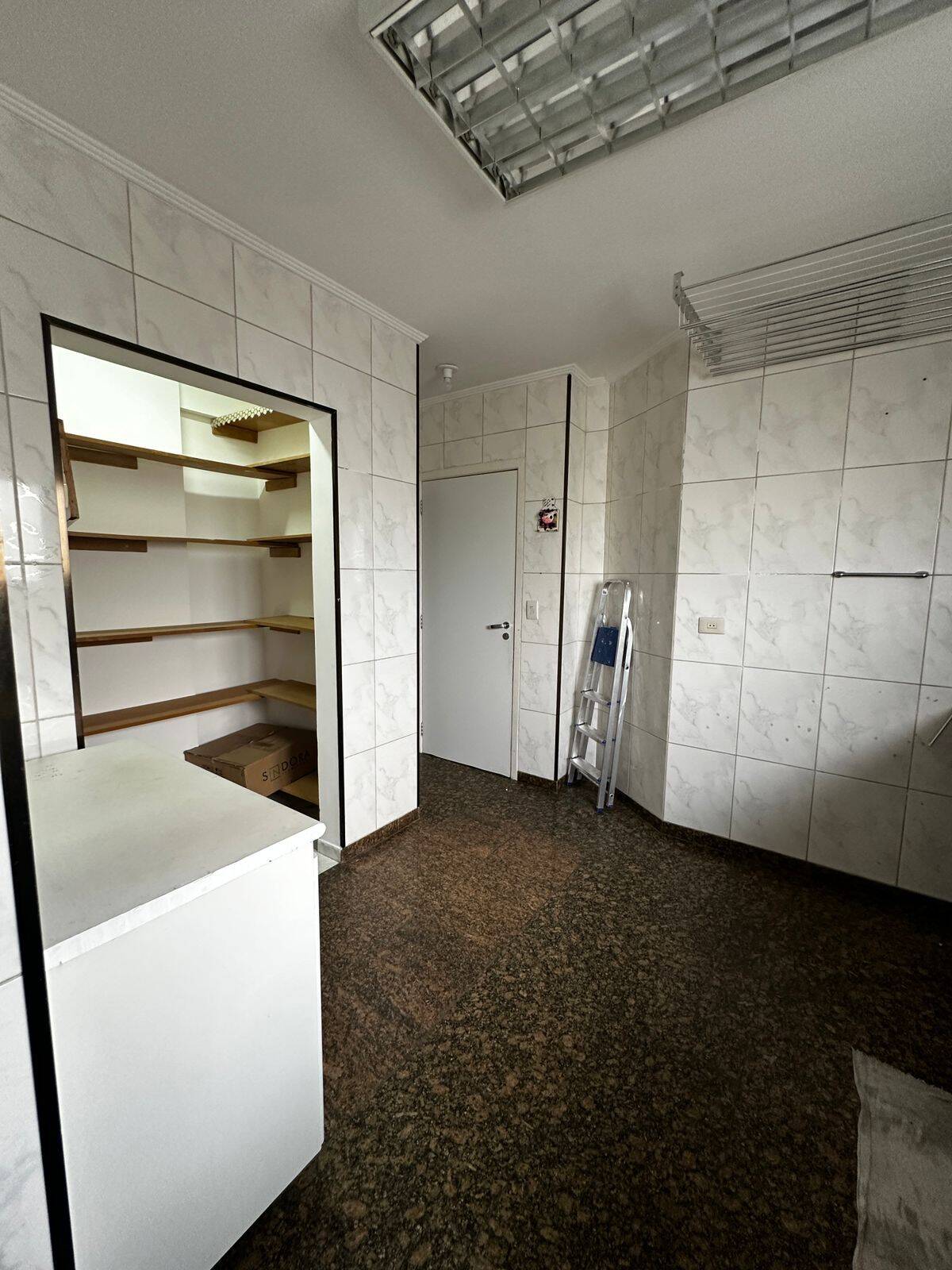 Apartamento à venda com 4 quartos, 188m² - Foto 15