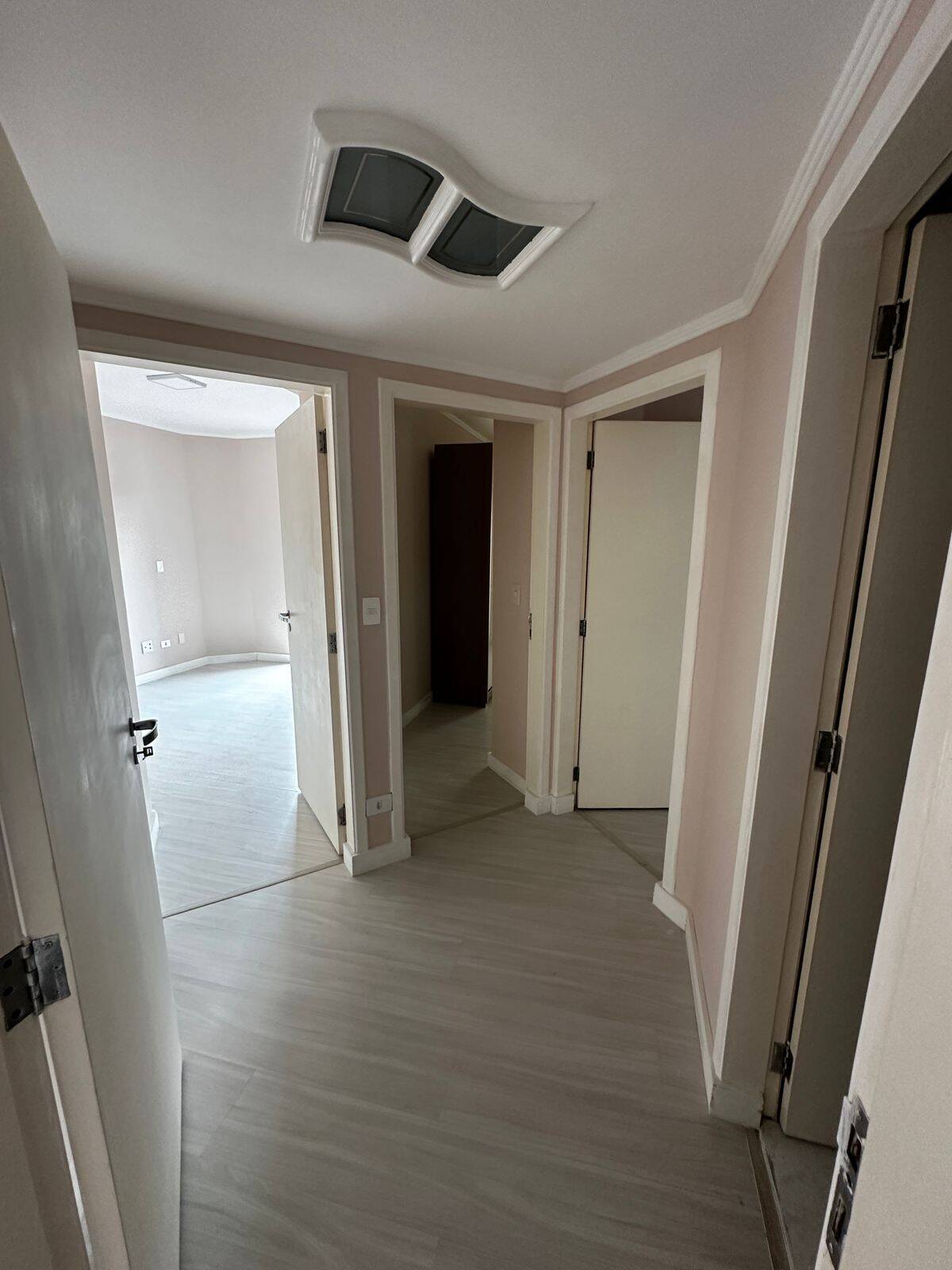 Apartamento à venda com 4 quartos, 188m² - Foto 12