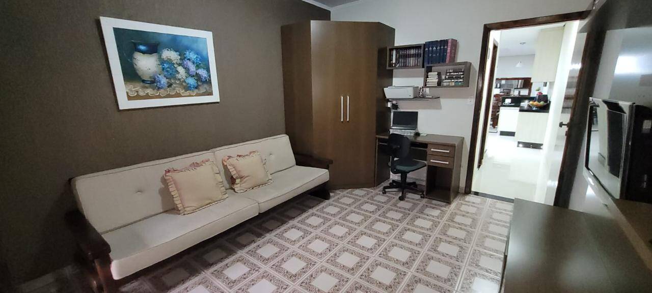 Casa à venda com 3 quartos, 208m² - Foto 6